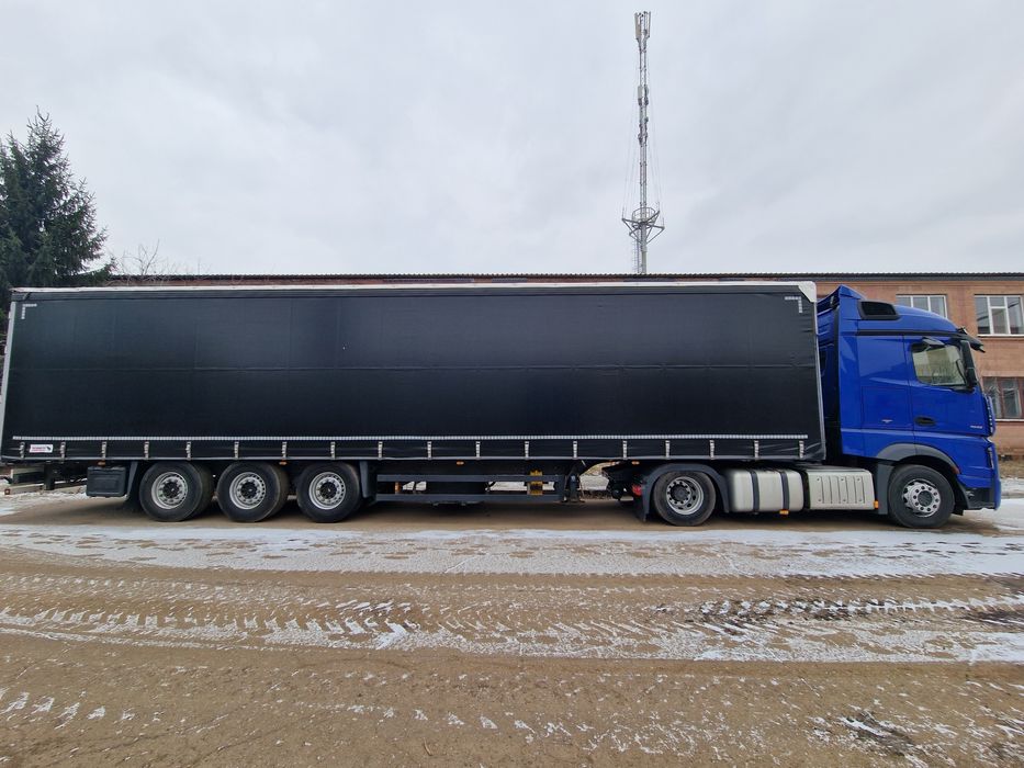 Напівпричеп Schmitz Cargobull