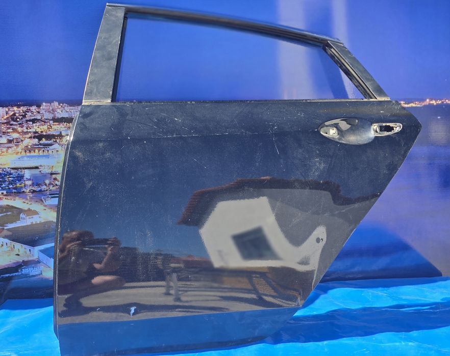 Porta traseira esquerda Mazda 6 2009-1012 EPC OEM