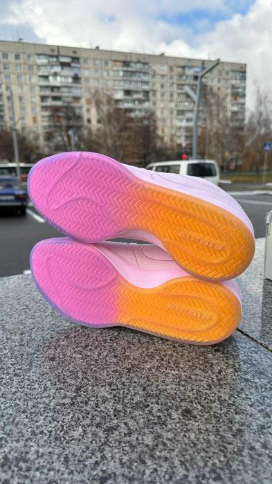 Nike Book 1 [US 8|26 cm]