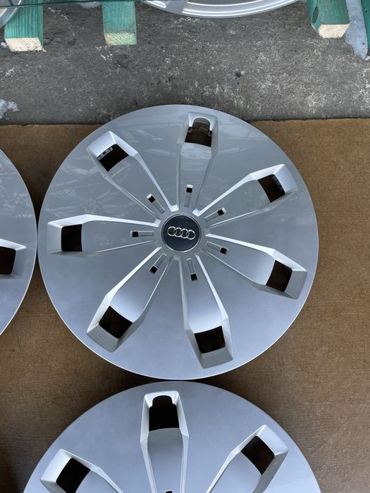 Ковпаки r16 Audi оригінал покришки