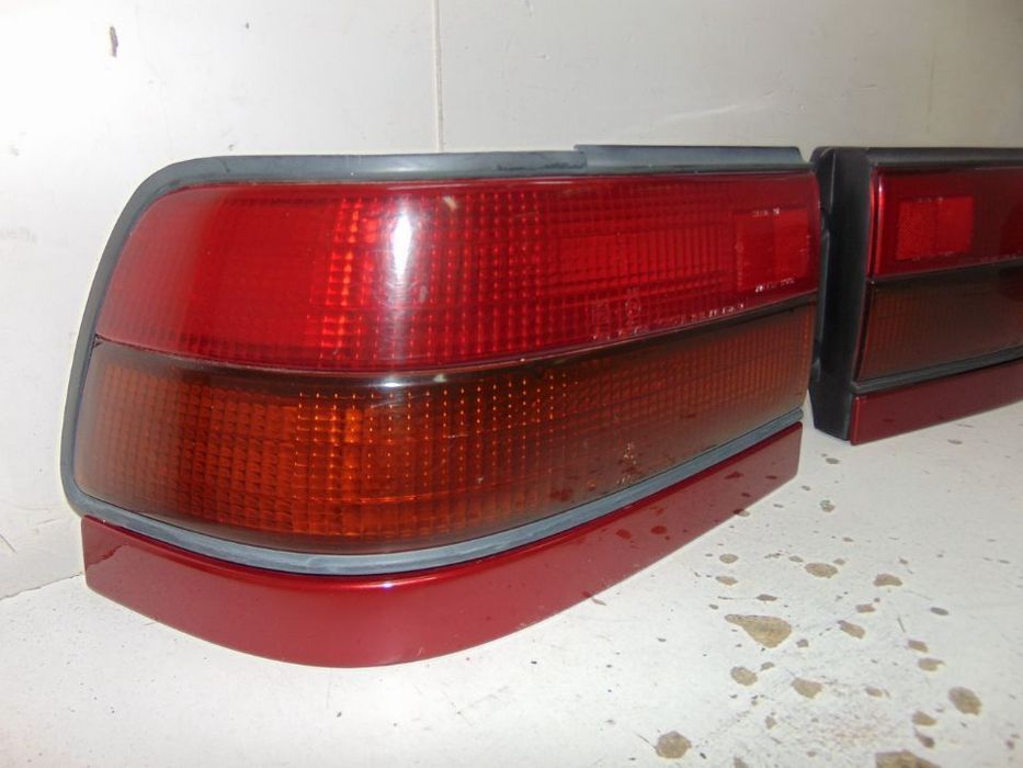 Toyota carina farolins