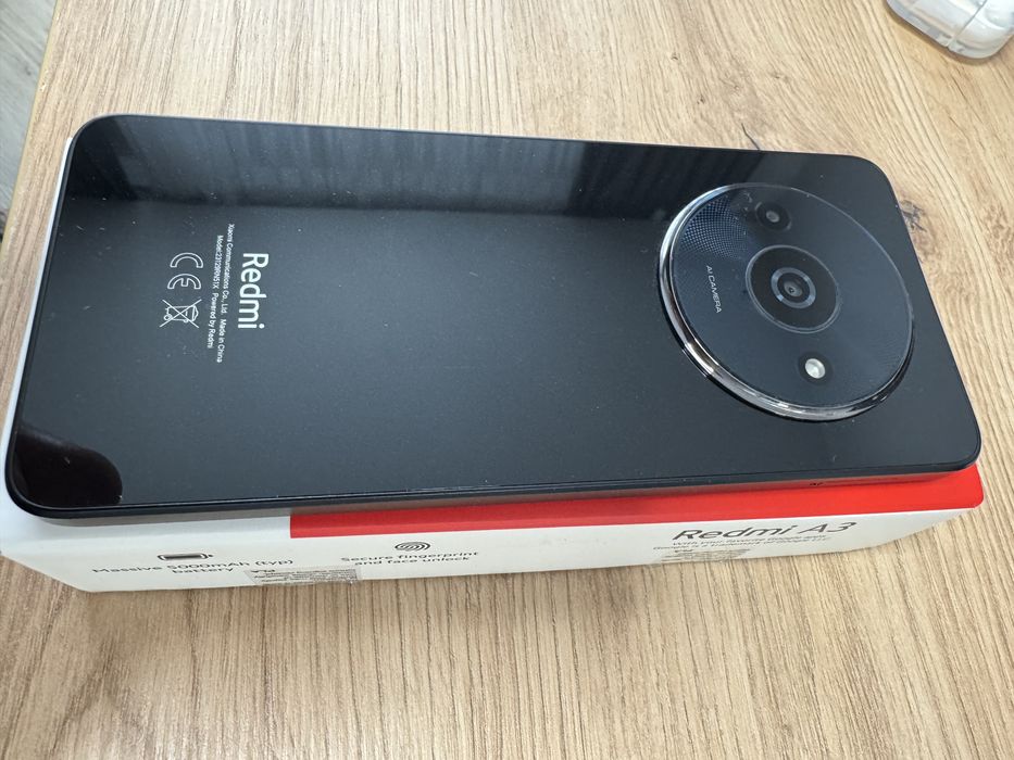 Продам Redmi A3, 64 GB, black