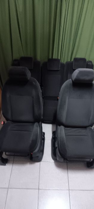 Bancos para ford C max
