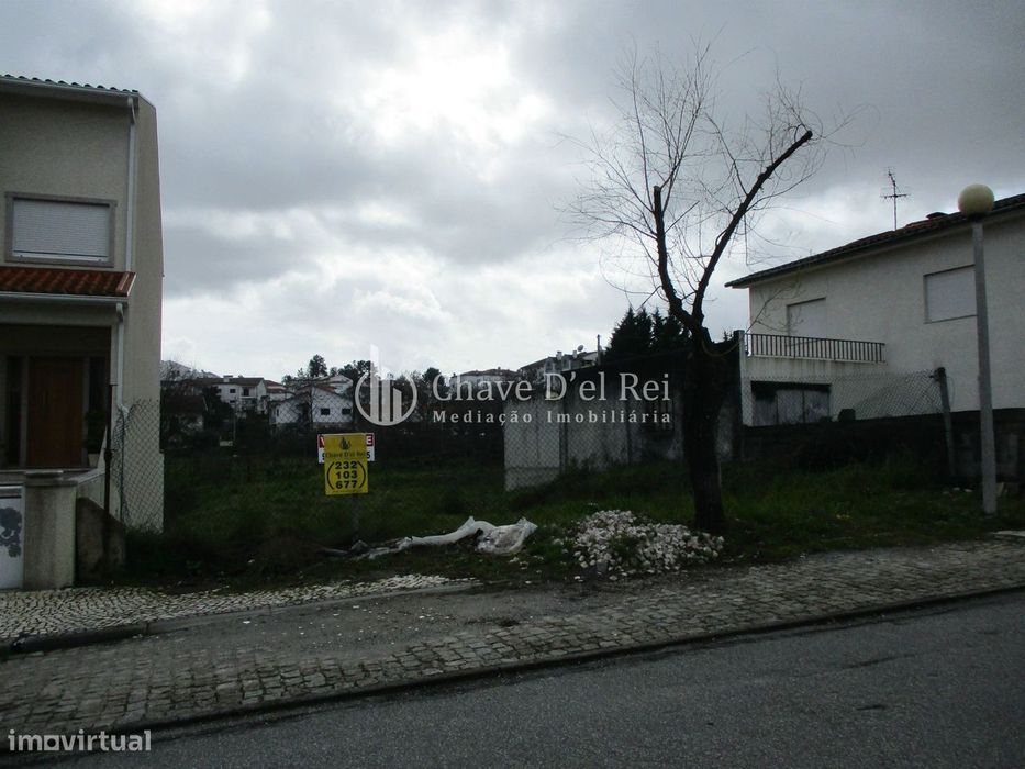 Land Plot for Sale in Rio de Loba, Viseu