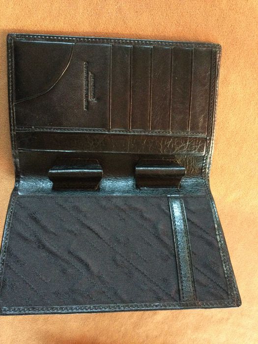 skórzane etui na karty kredytowe