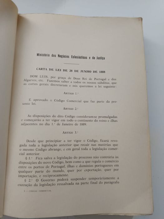 Código comercial português (1966)