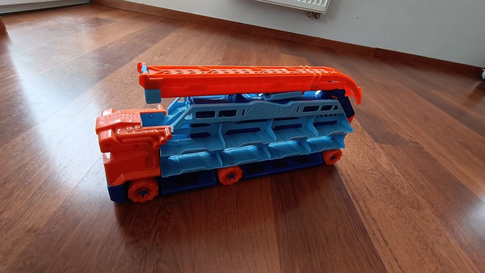 Hot Wheels City, Transporter - epicki zjazd 2w1, pojazd