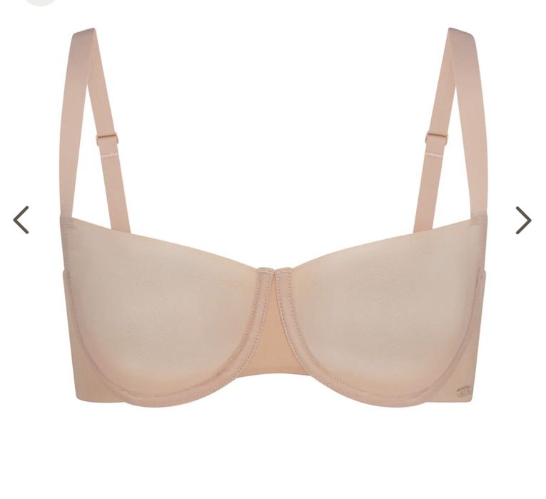 SKIMS бюстгалтер 34DDD/75EF