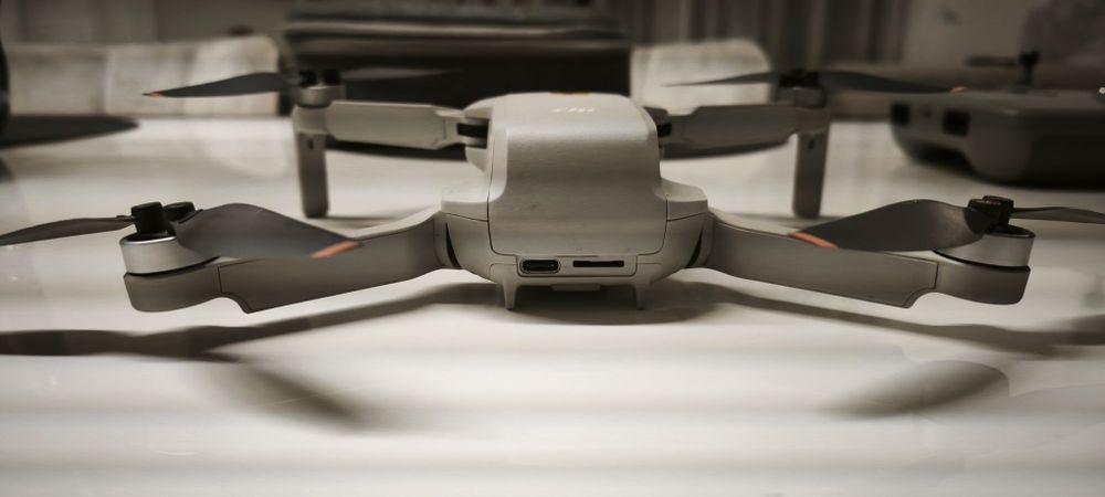 DJI Mini 2 - 4k - klasa zero. Dwie baterie