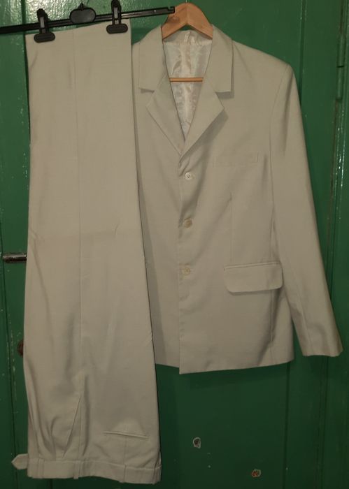 Костюм чоловічій