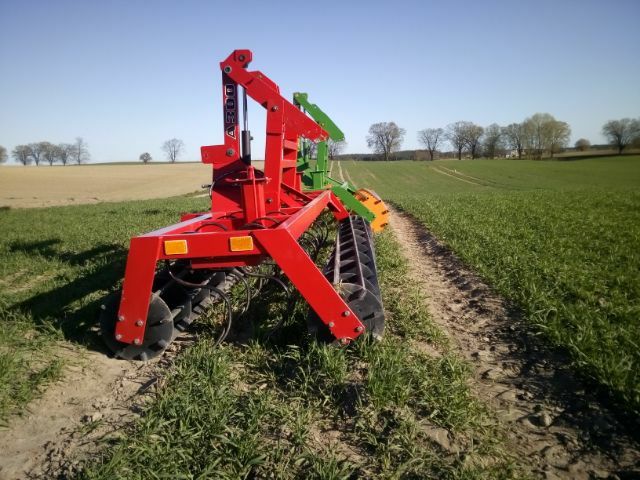 Agregat uprawowo-siewny