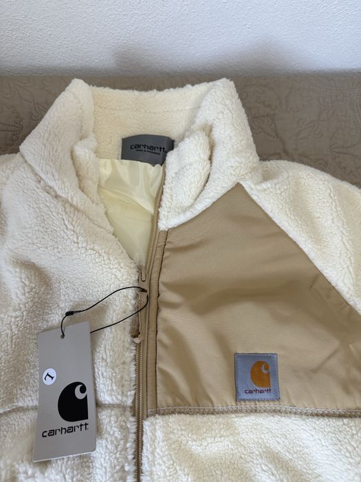 Casaco Carhartt castanho e branco