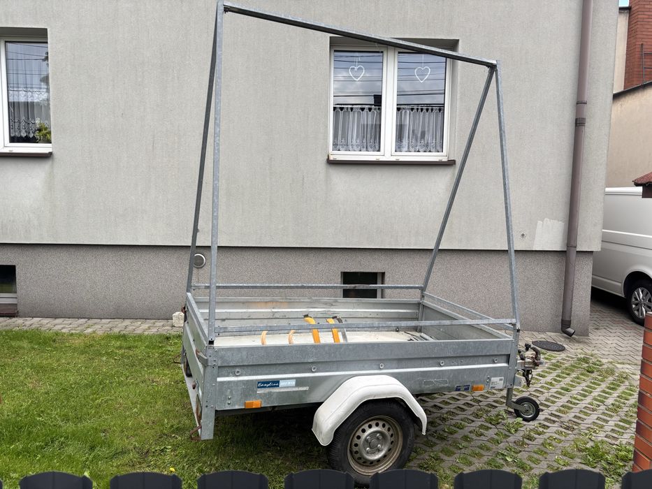 Przyczepka lekka thule baner reklamowy reklama na kółkach