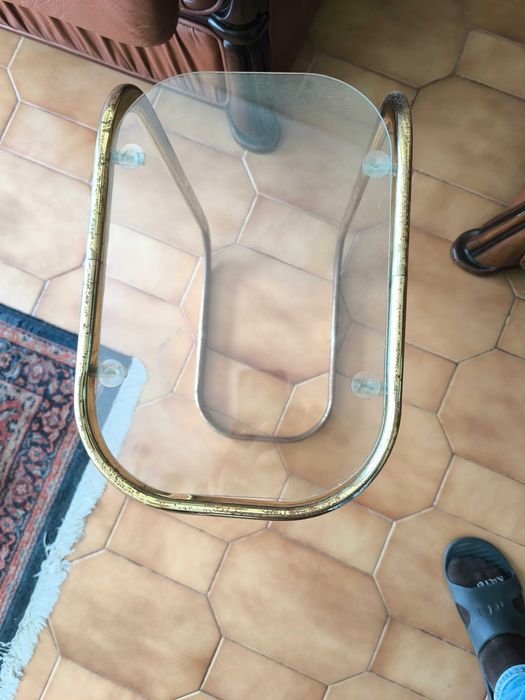 Base de vidro de sala