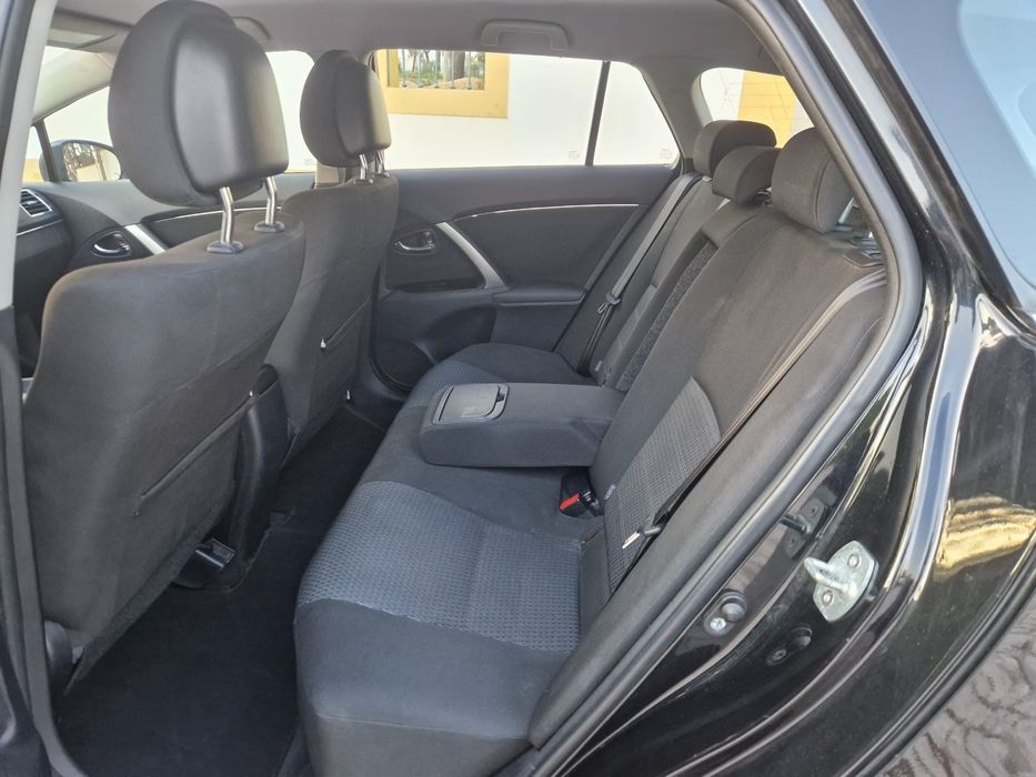 Toyota Avensis 2.0D4D Nacional c/ histórico