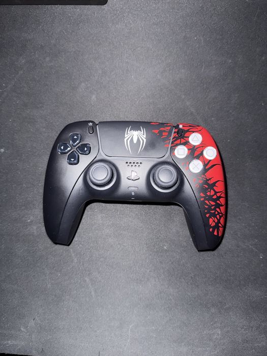 dualsense pad ps5 marvel spider man 2 playstation 5