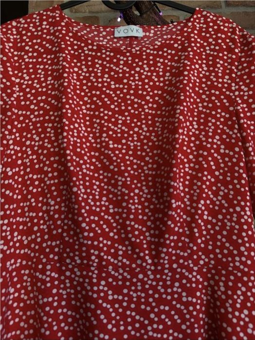 плаття сукня vovk жіноча розмір с, червоне, в горошок.