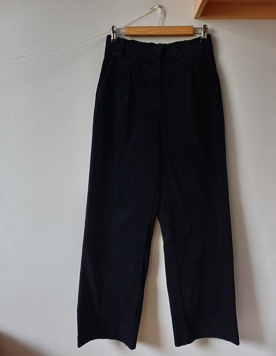 Massimo Dutti spodnie sztruksowe rozmiar S