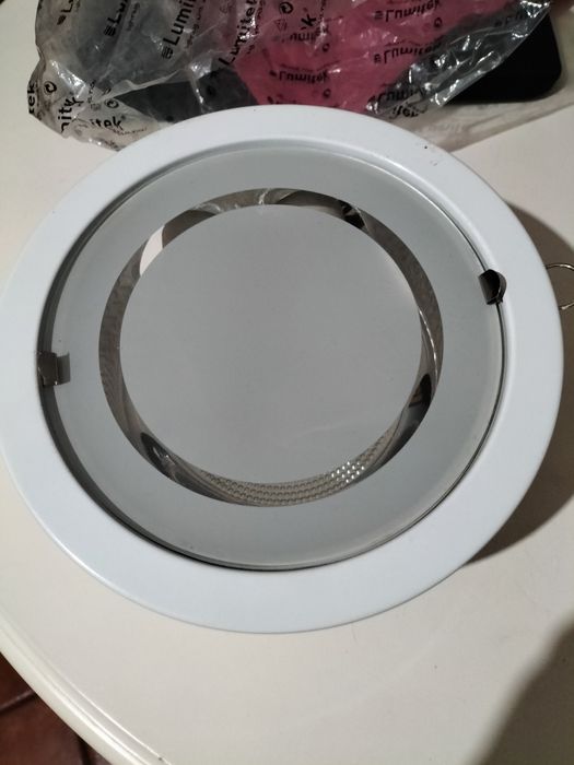 Foco de encastrar, branco, novo