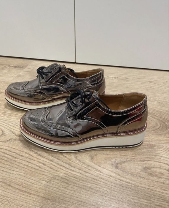 Półbuty Oxfordy grubsza podeszwa 39