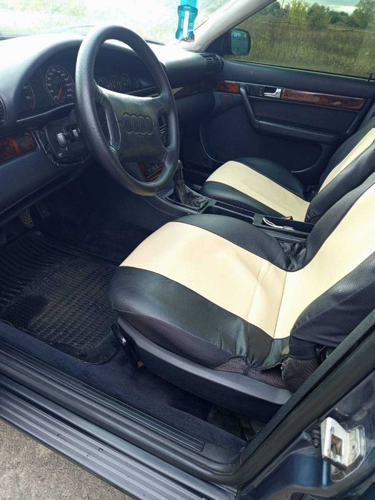 Продам Audi.