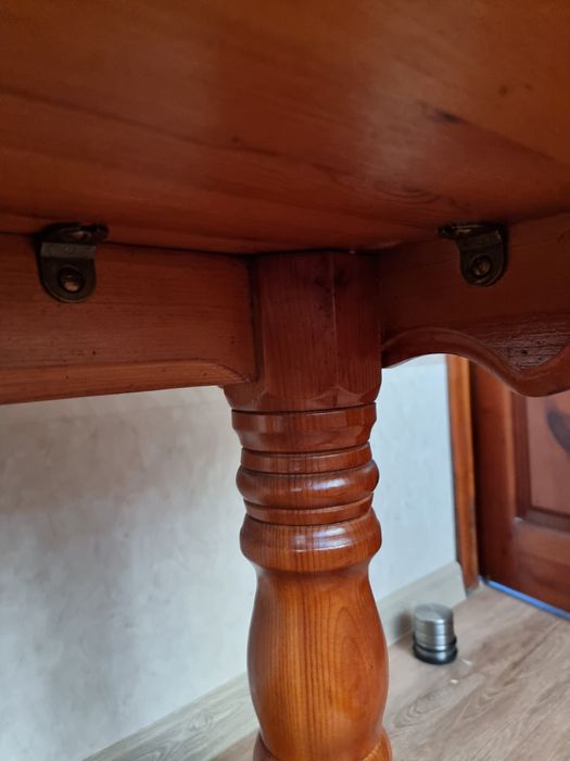 Стіл журнальний кавовий дерево