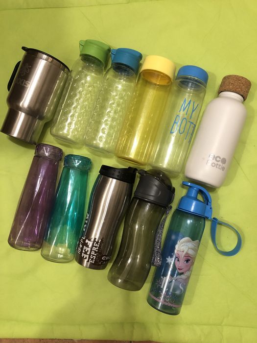 Кастрюля скляна та кухонні приладдя