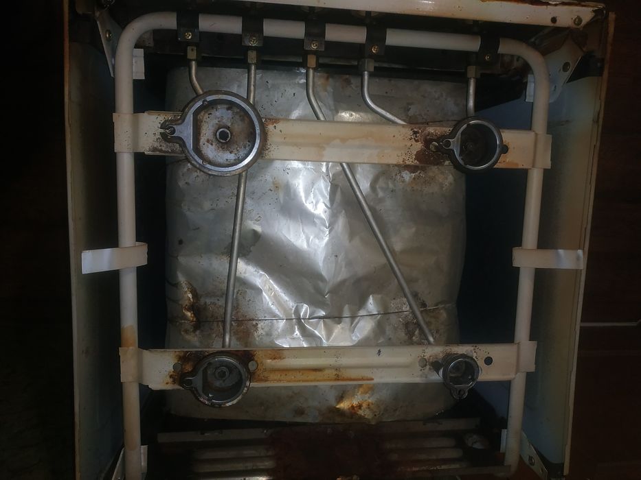 Газовая плита Грета б/у на запчасти