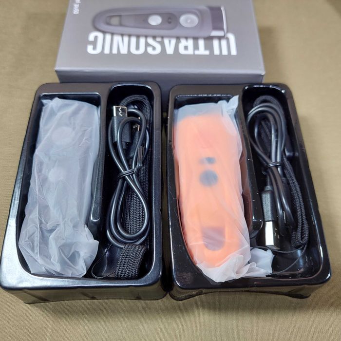 Крутой отпугиватель собак Ultrasonic PU-60 Orang потужний відлякувач