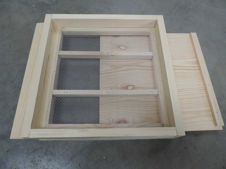 Dennica drewniana higieniczna wielkopolska, ule, pszczoły