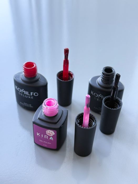 Гель лак рожевий новий