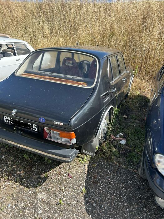 Carros antigos para restauro