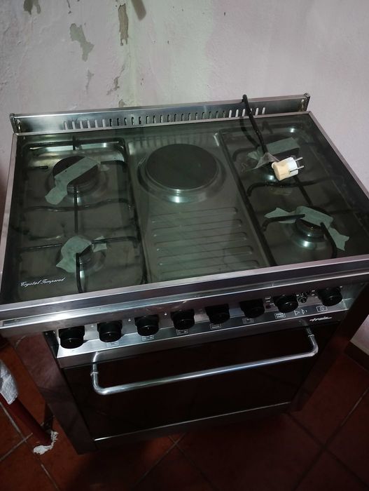 Fogão de 4 bicos como novo