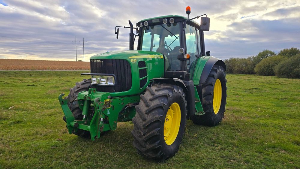 Свіжопривезений Джон дір 6930 John-Deere