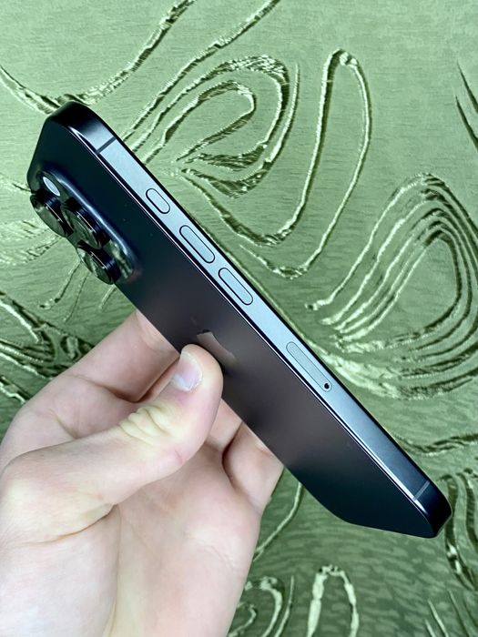 iPhone 16 Pro 256gb Black Titanium