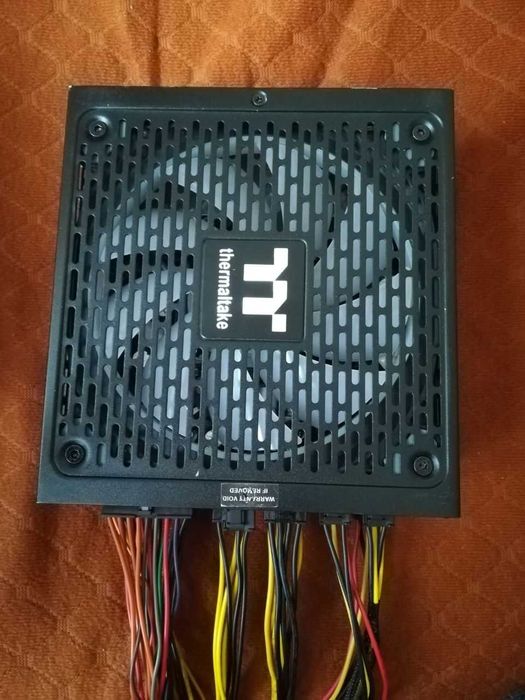 Блок живлення до пк Thermaltake Toughpower gf argb 650 850 6+2 8 пін