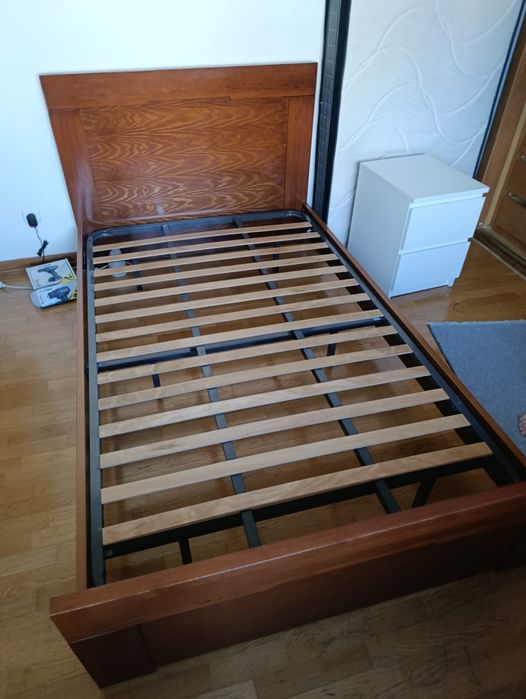 Cama Solteiro usada .