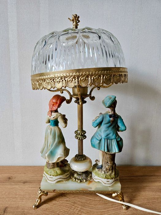Cudna lampa stołowa porcelanowa
