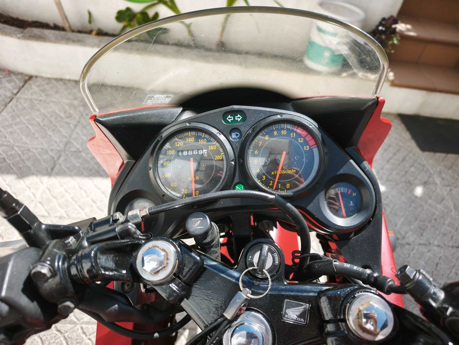 Honda  CBR  125 R