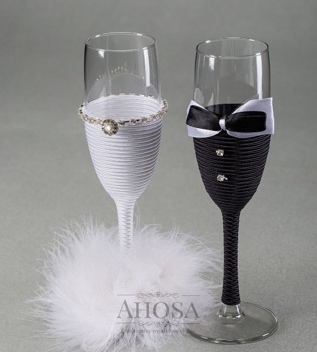 Kieliszki ślubne na ślub Swarovski Pary Młodej