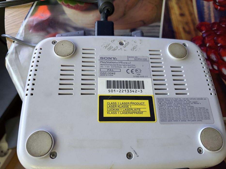 Sprzedam konsole ps one i ps2 slim