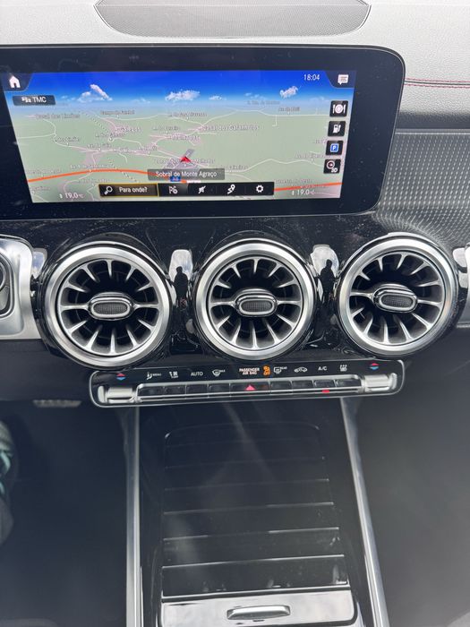 MERCEDES EQB 350 4 matic de 2021 poucos km IVA DEDUTIVEL