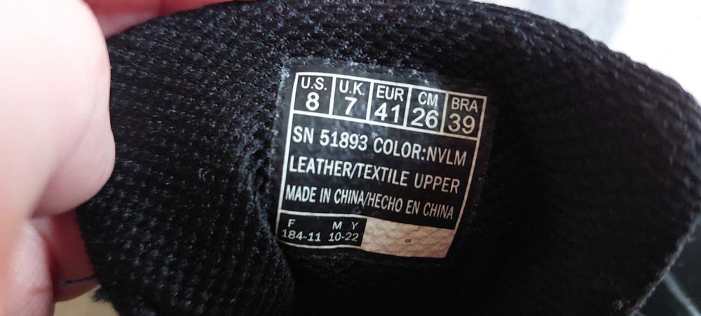 Кросівки Skechers 41р 26см