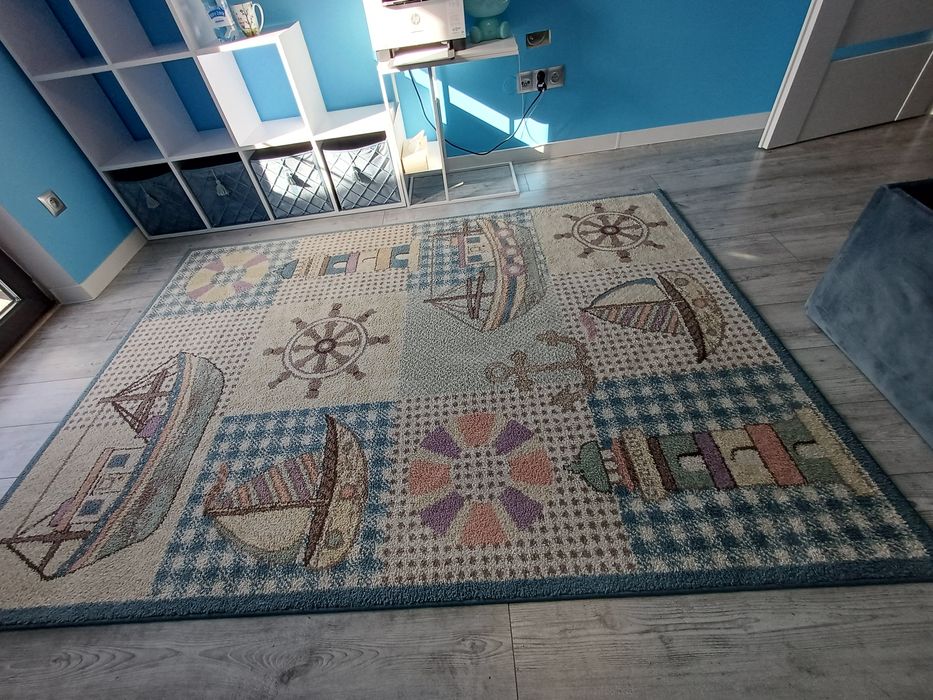 Duży dywan pastelowy do pokoju dziecięcego