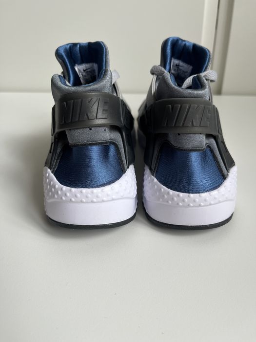 Sneakersy Nike Air Huarache buty sportowe męskie/ chłopięce