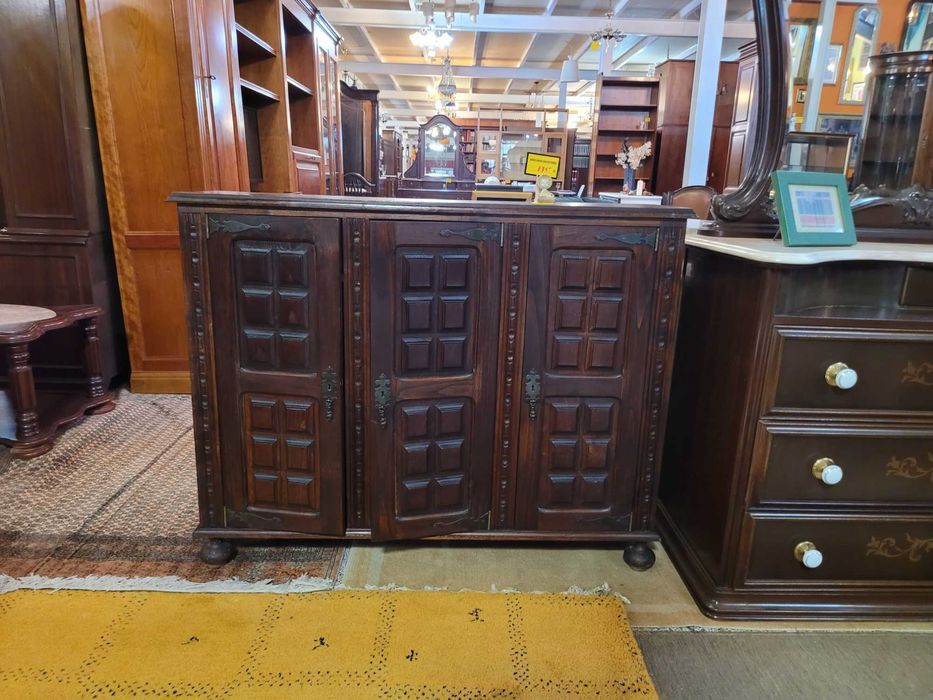 Móvel antigo em madeira - Muito bom estado geral