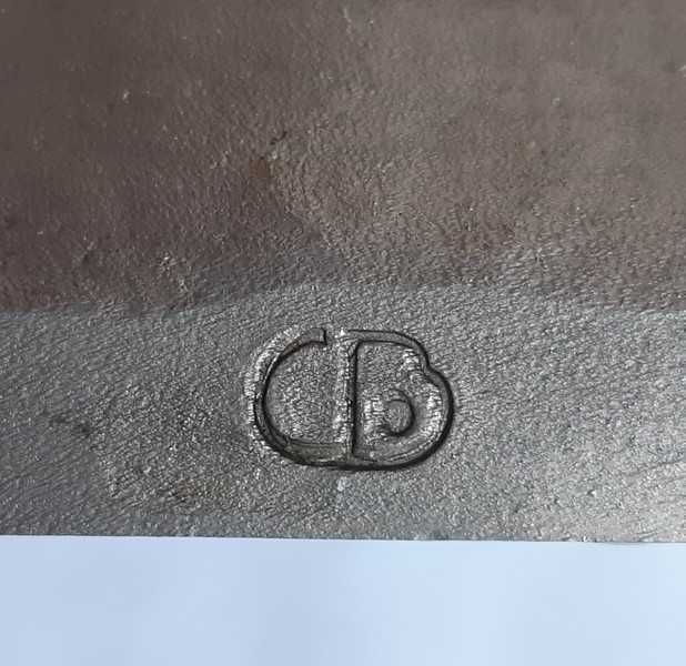 Большая статуэтка Родина-мать зовёт!