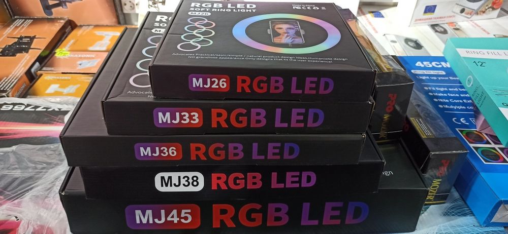 Набор блогера 4в1.Кольцевая лампа 26см RGB,штатив 2м,держатель.