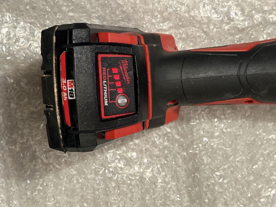 Milwaukee M18 8MT