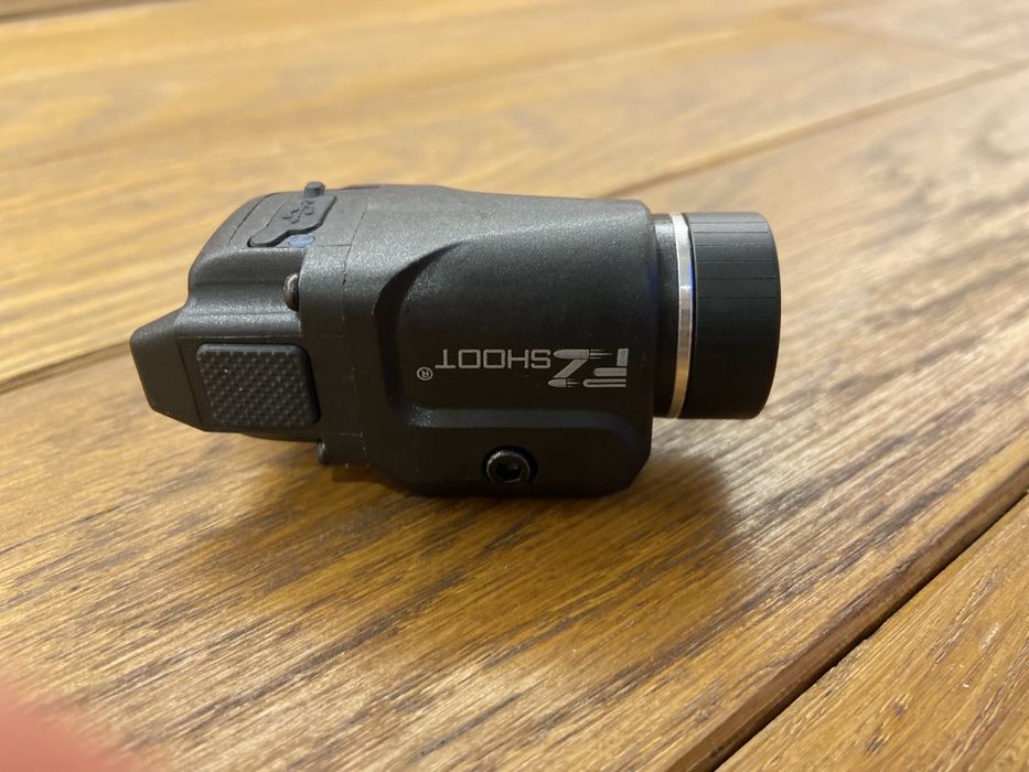 Тактичний ліхтарик підствольний для пістолета